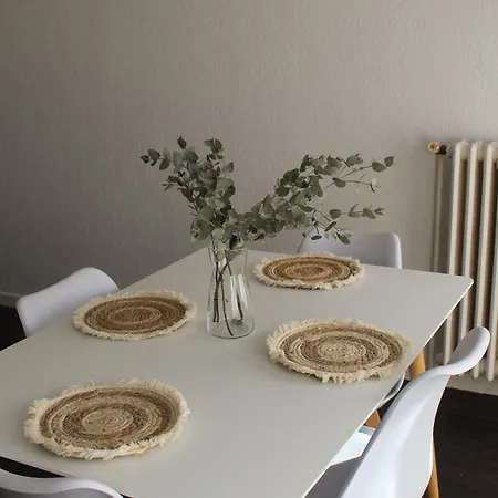 Apartamento T2 60m2, Centre Ville, Parking Gratuit, Terrasse, Proche Tram, A Seulement 15mn Des Plages Montpellier