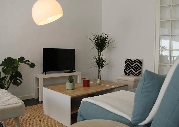 Apartamento T2 60m2, Centre Ville, Parking Gratuit, Terrasse, Proche Tram, à Seulement 15mn Des Plages *
